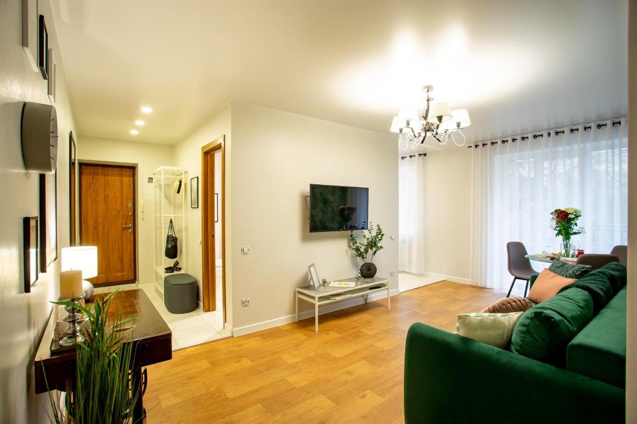 Luxury Apartment With 2 Bedrooms In The City Center Mykolaïv Esterno foto