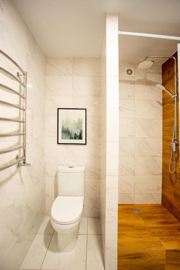 Luxury Apartment With 2 Bedrooms In The City Center Mykolaïv Esterno foto